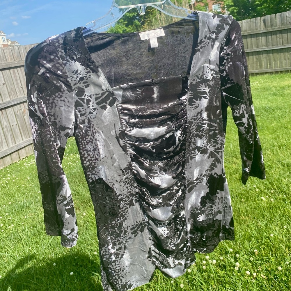 Crushed Velvet 3/4 Length Sleeve Top
